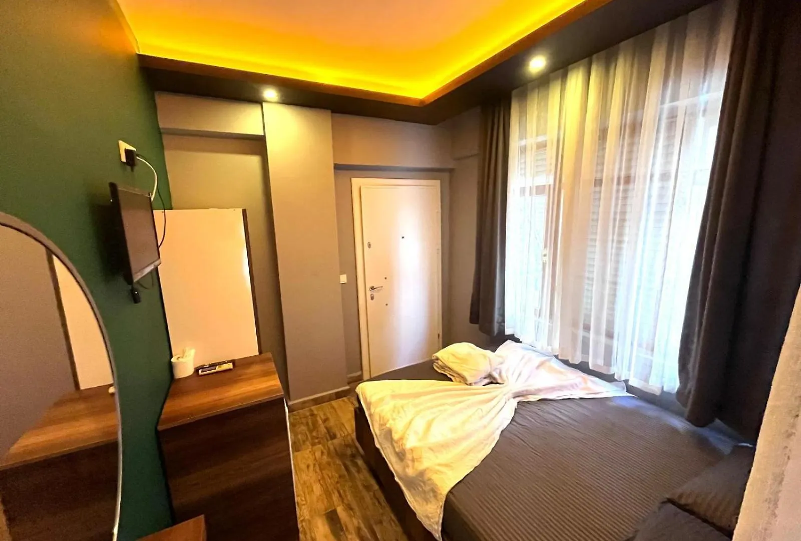 Yakamoz Pansiyon 2 Hostel Antalya Törökország
