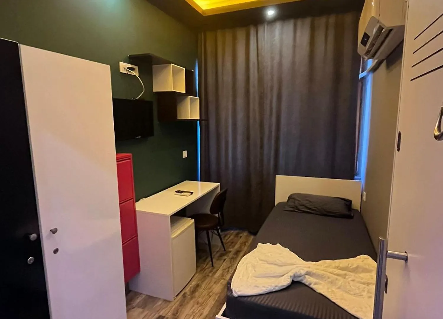 Yakamoz Pansiyon 2 Hostel Antalya Törökország