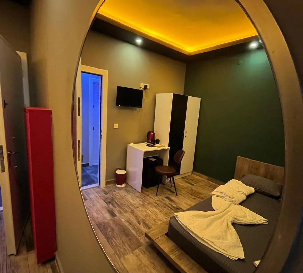 Yakamoz Pansiyon 2 Hostel Αττάλεια